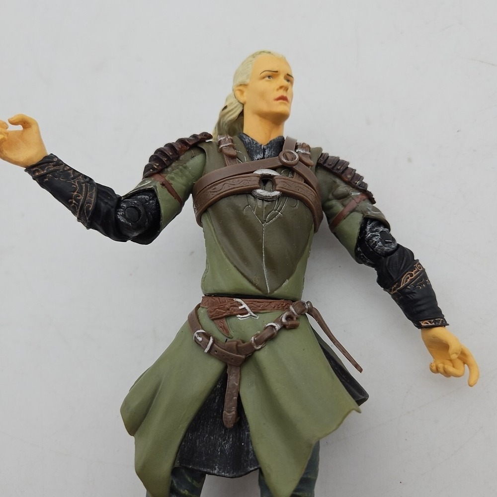 Lord Of The Rings Action Figure LEGOLAS Rohan Armor 2002 NLP Inc - Picture 2 of 5